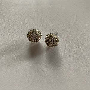 Stone stud earrings